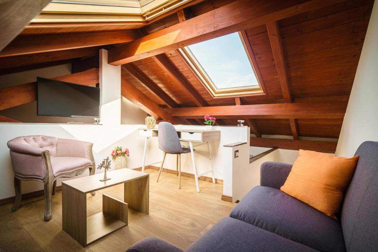 Monsuite Relais - Chalet Монсерато Екстериор снимка